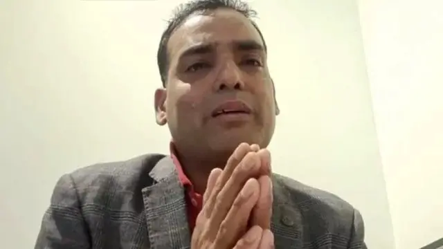 দূতাবাসকে দায়ী করে আত্মহত্যার হুমকি!