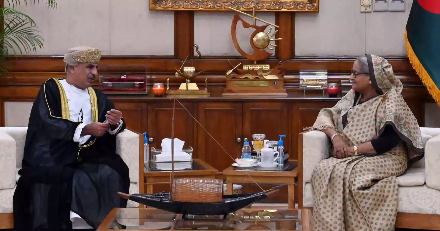 অর্থনীতিতে অবদান রাখছে ওমানে কর্মরত প্রবাসীরা: প্রধানমন্ত্রী
