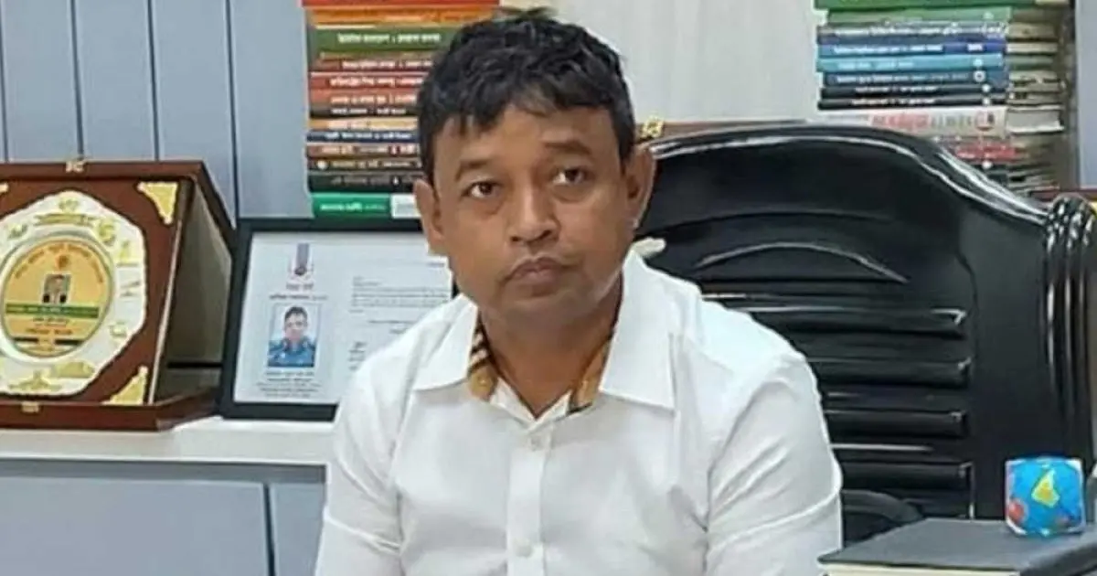 দেয়াল টপকে পালিয়ে যান হারুন!