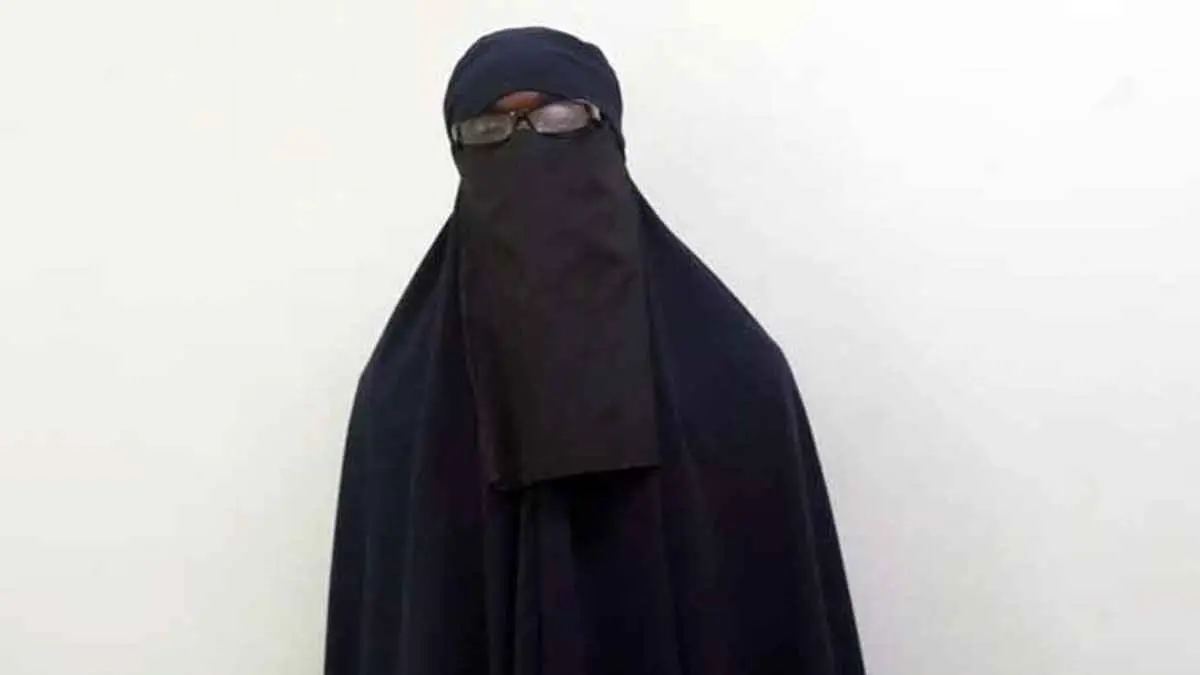 বোরকা পরে পালানোর সময় যুবলীগ নেতাকে হত্যা