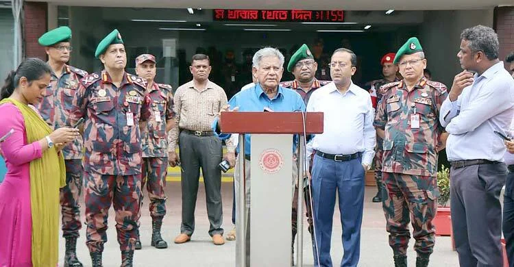 সীমান্তে পিঠ দেখাবেন না, বিজিবির উদ্দেশে স্বরাষ্ট্র উপদেষ্টা