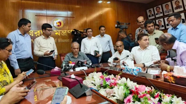 শুরু হচ্ছে যৌথবাহিনীর অভিযান, ধরা হবে গডফাদারদের
