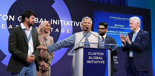 Prothomalo bangla 2024 09 25 r32yg690 clinton 01