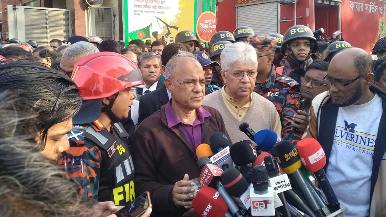 উচ্চপর্যায়ে তদন্ত কমিটি হবে, বিফ্রিংয়ে স্বরাষ্ট্র উপদেষ্টা