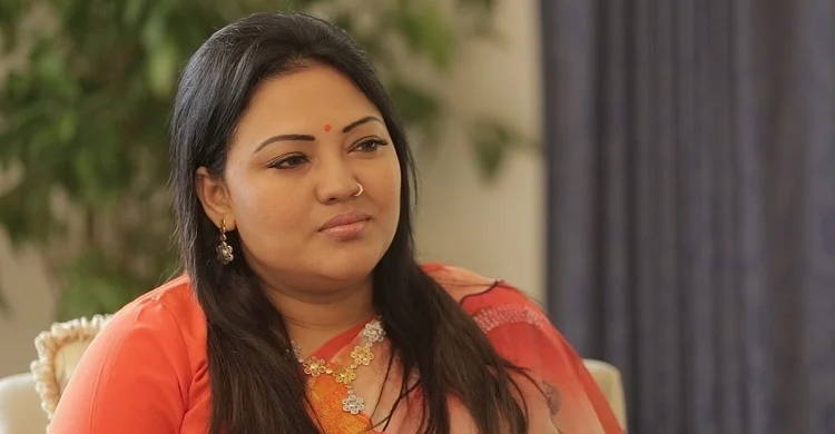 Former mp singer momtaz arrested