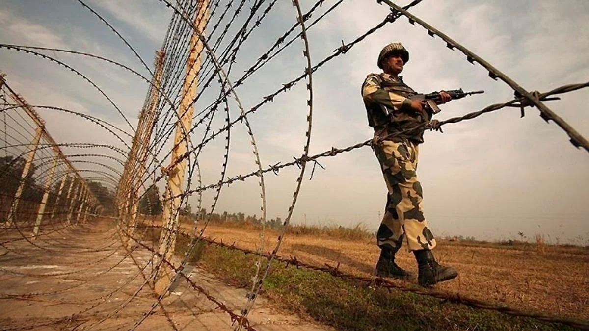India imposes curfew, bans movement across bangladesh border