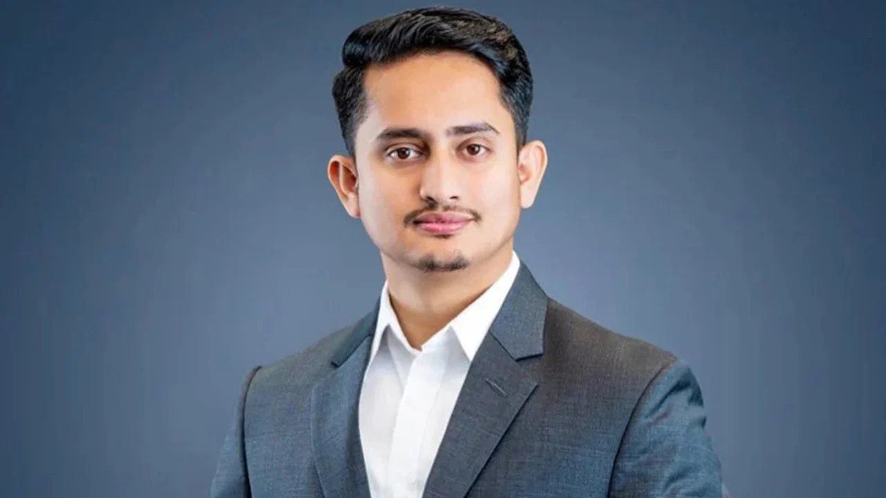Legal notice to sarjis alam