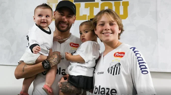 Neymar expecting fourth child without marriage