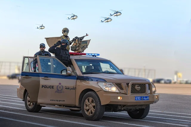 Oman police