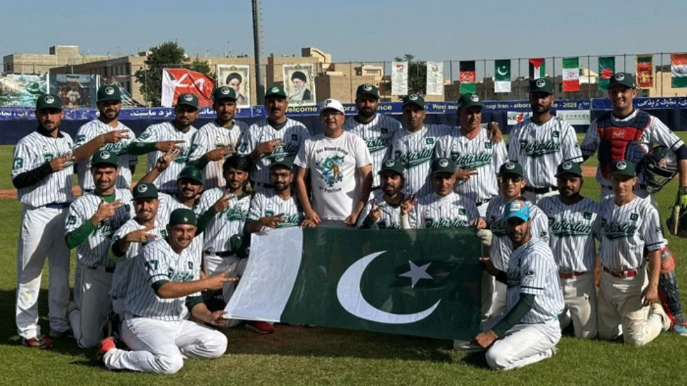 Pakistan has blown india away again
