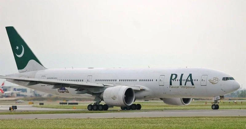 Pakistan opens airspace to all types of aircraft