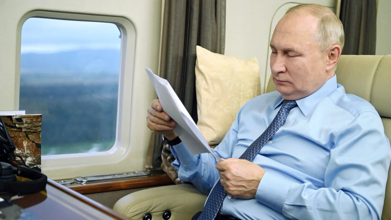 Ukraine launches drone attack targeting putin's helicopter