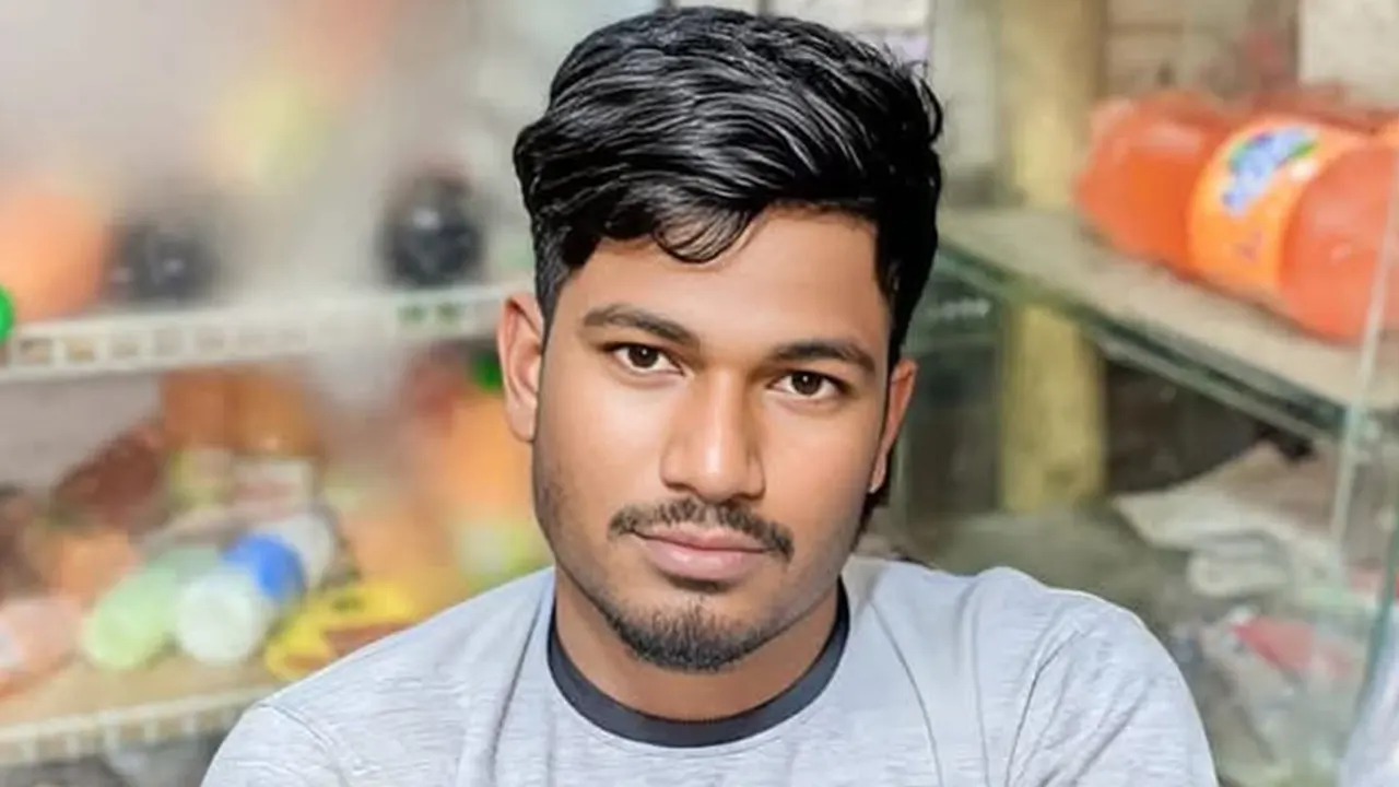 Younger brother stabbed to death by older brother before going abroad