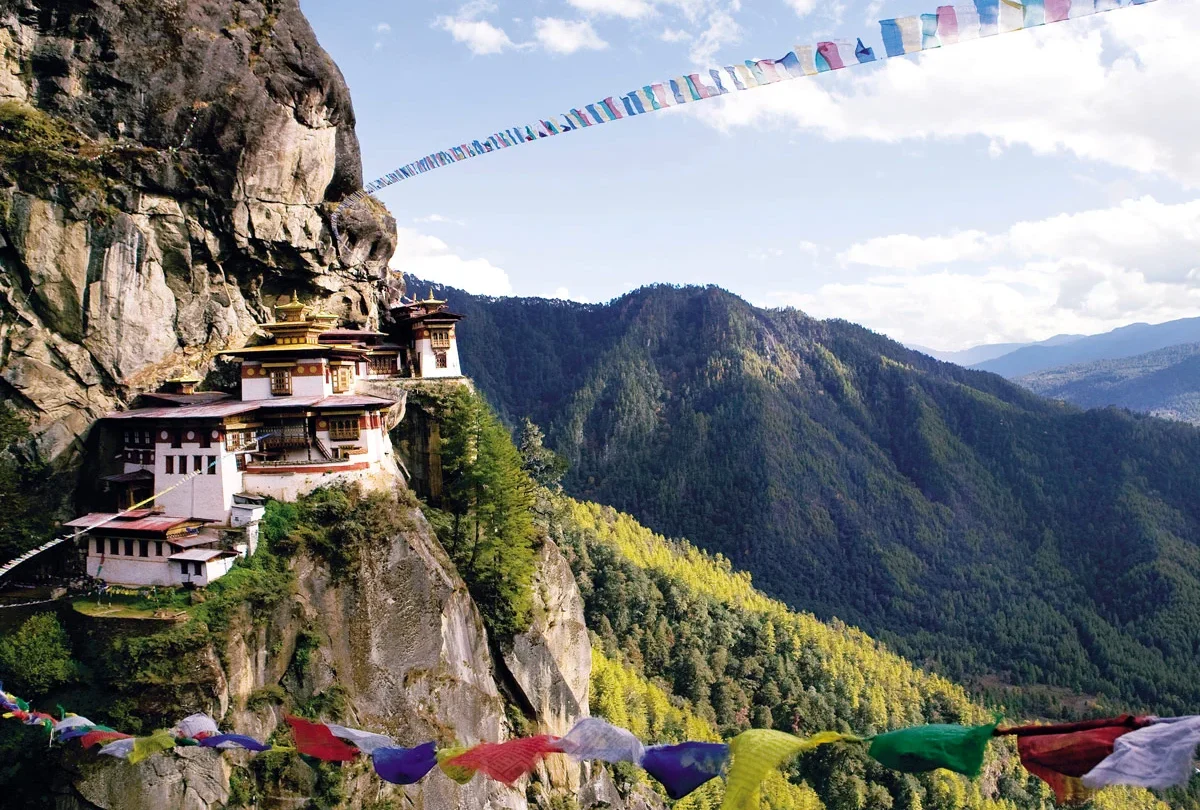 Reasons to travel bhutan