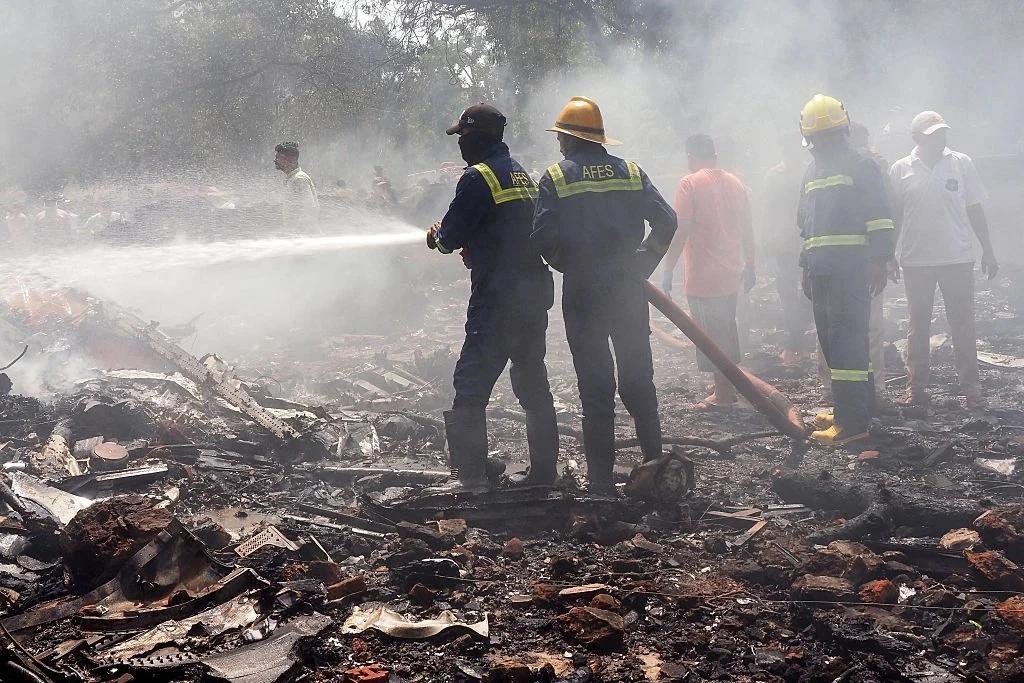 294 killed in plane crash in india
