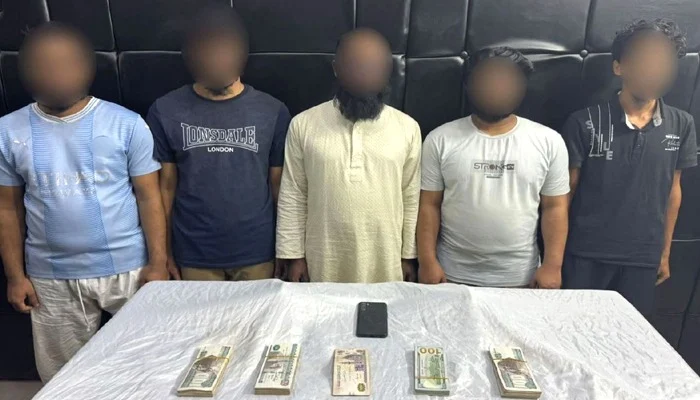 5 bangladeshi students arrested in egypt for alleged hundi business