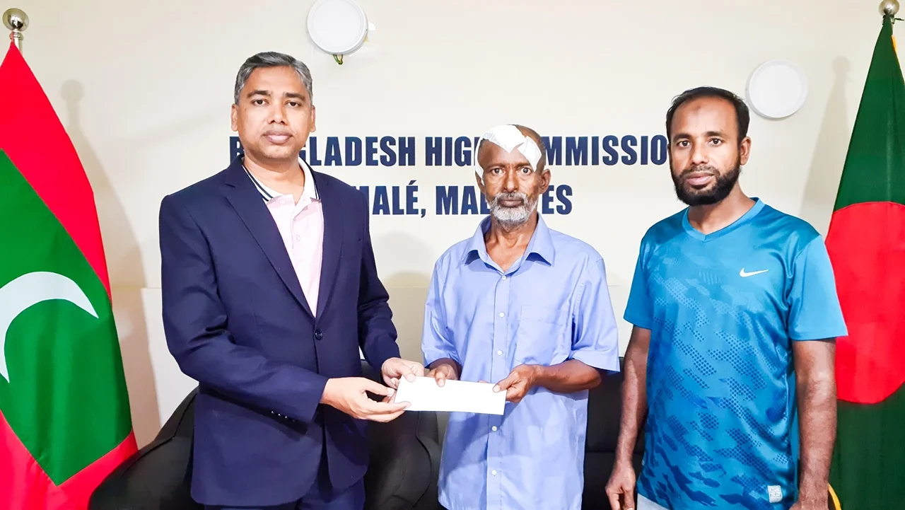 Maldives high commission provides plane ticket to sick expatriate