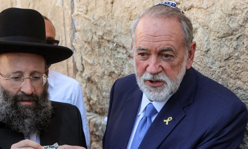Muslim countries may give up land to create palestinian state us ambassador huckabee