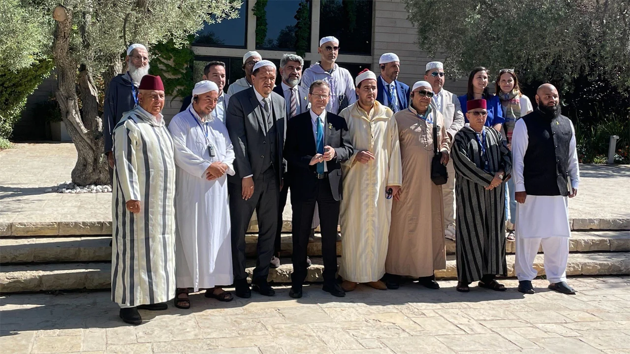 Imams who went to israel 'do not represent muslims