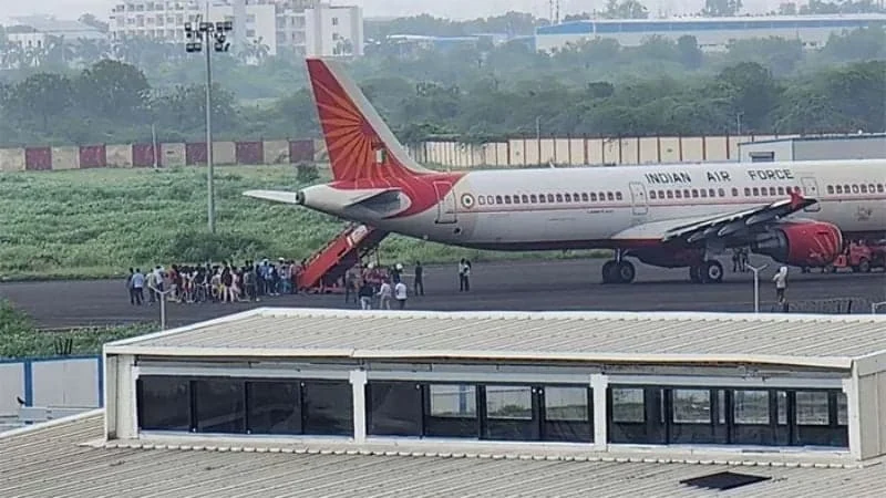 India brings 200 people to the border on a special flight for pushin