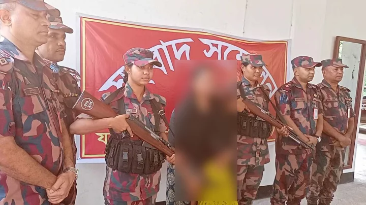 সীমান্তে শিশুসহ ভারতীয় নারী আটক