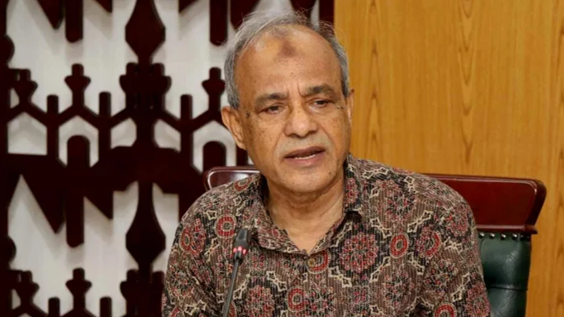 পলাতক পুলিশ সদস্যরা এখন ‘সন্ত্রাসী’ বিবেচিত হবে, দেখামাত্রই গ্রেফতার