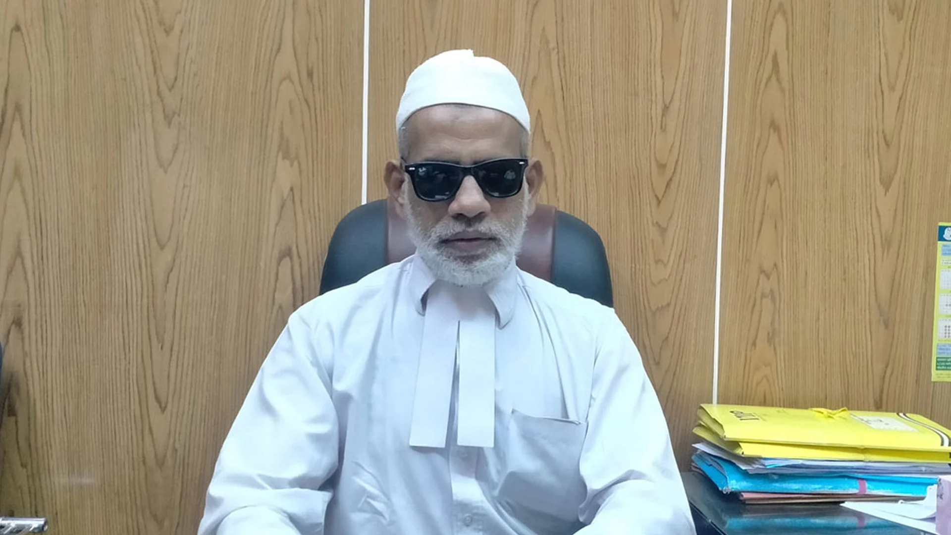 সুপ্রিম কোর্টের ইতিহাসে প্রথমবার সিনিয়র হলেন অন্ধ আইনজীবী