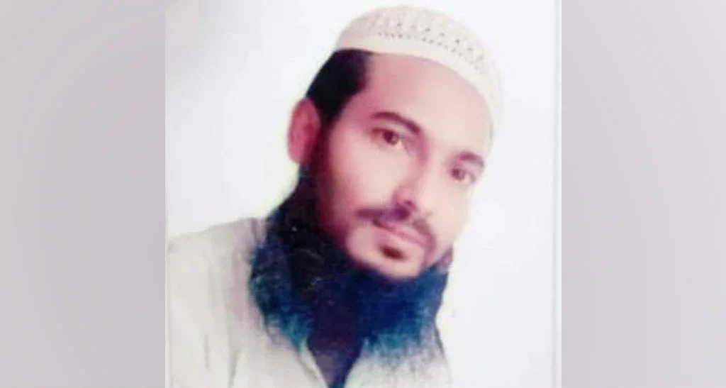 স্ত্রীকে নিয়ে লাপাত্তা মুয়াজ্জিন, খবর শুনে অসুস্থ প্রবাসী স্বামী