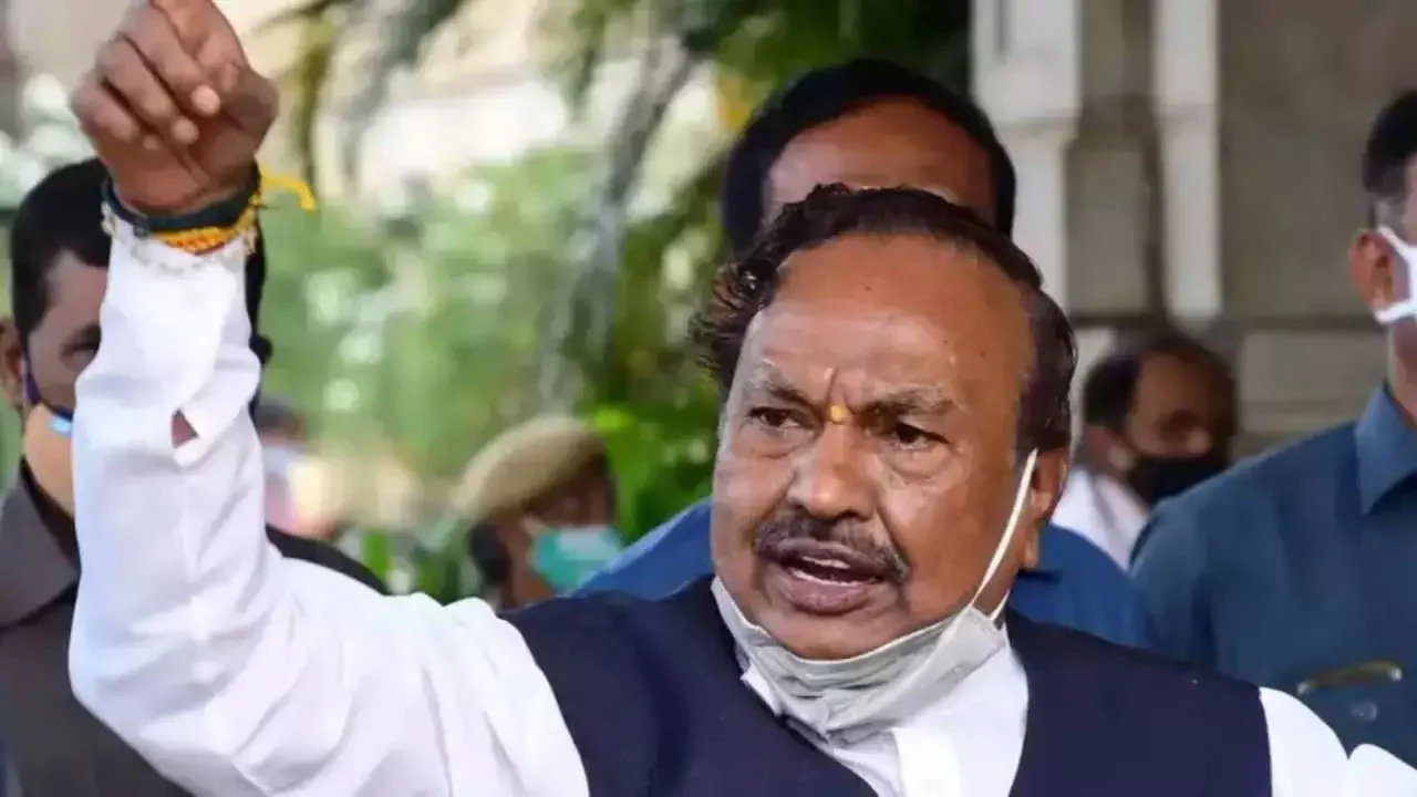 বাংলাদেশ নিয়ে মন্তব্য, কর্নাটকের সাবেক উপমুখ্যমন্ত্রীর নামে মামলা