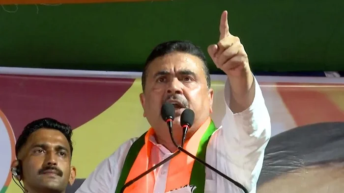 ময়লা আবর্জনা দিয়ে বাংলাদেশ ঢেকে ফেলার হুমকি বিজেপি নেতার