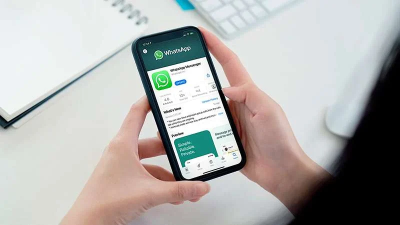 হোয়াটসঅ্যাপ প্রতারণায় তরুণ খোয়ালেন ৪ কোটি