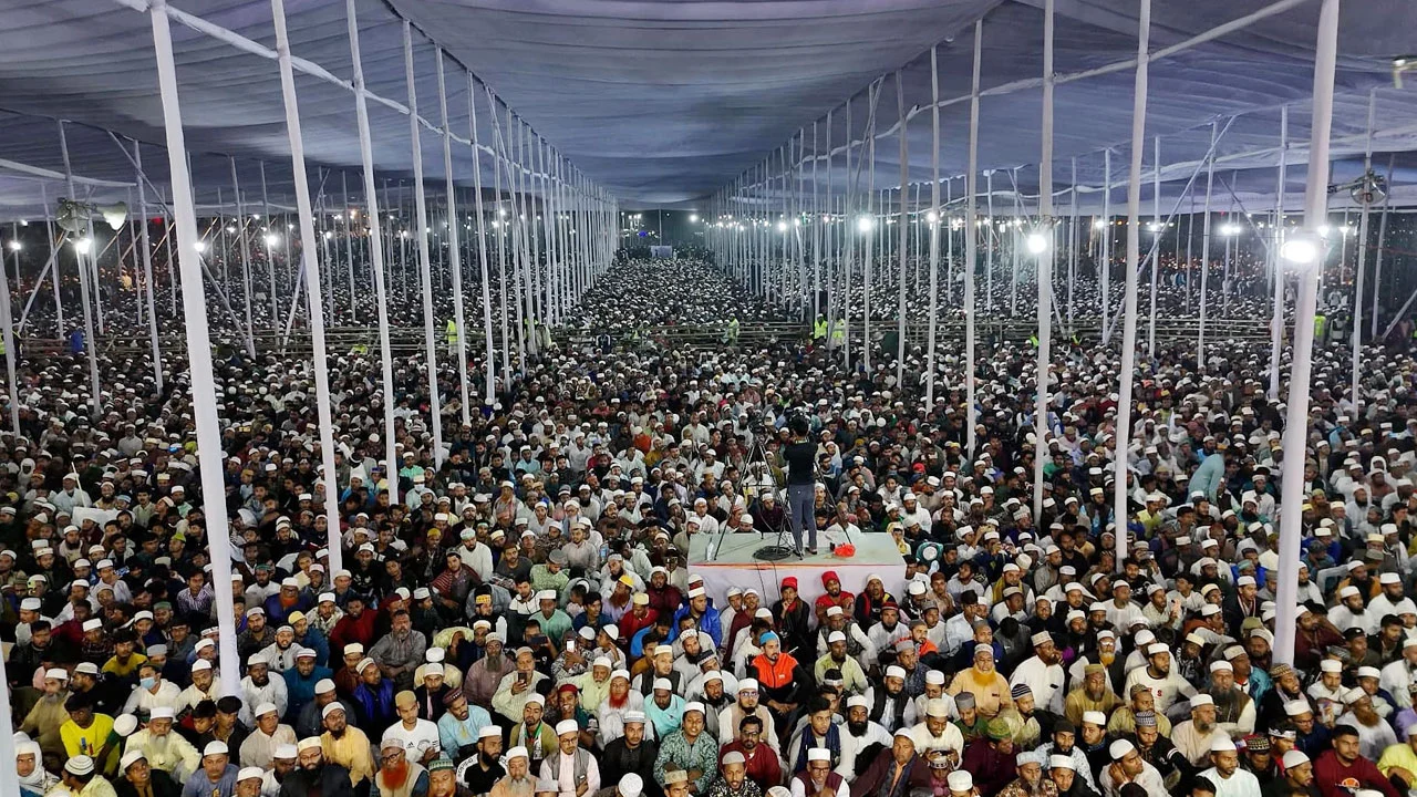 আজহারীর মাহফিলে চুরি, থানায় ৬২ জিডি