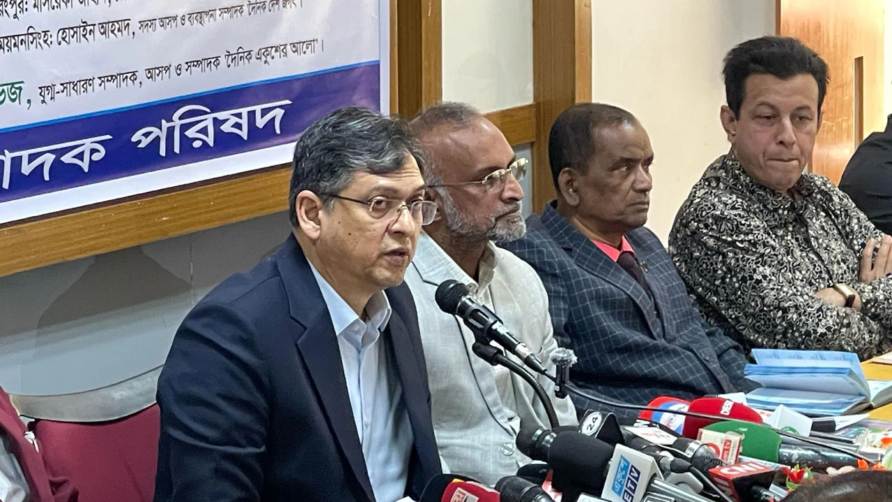 আ.লীগ বাংলাদেশে রাজনীতি করতে পারবে সালাহউদ্দিন