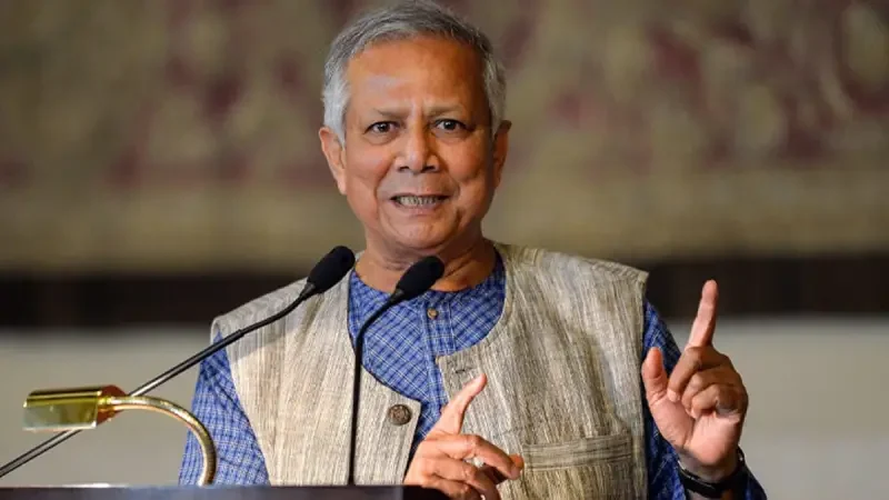 প্রধান উপদেষ্টার ১২ দফা নির্দেশনা, সরকারের প্রশংসামূলক বক্তব্য বাদ দিতে হবে ডিসিদের