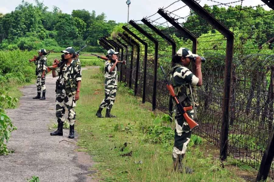 ভারতে বাংলাদেশিকে গুলি করে হত্যা বিএসএফের
