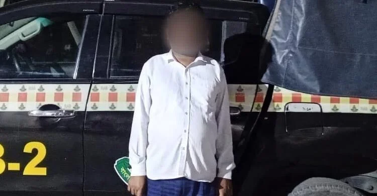 ইতালির কথা বলে লিবিয়ায় নিয়ে নির্যাতন, দালাল আটক