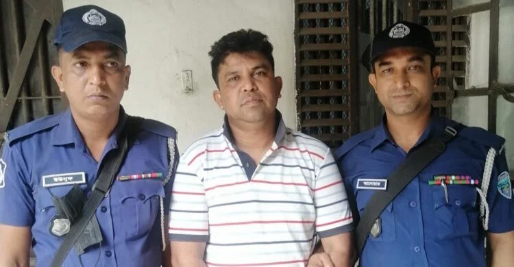 ঈদে বাড়ি এসে গ্রেফতার যুবলীগ নেতা