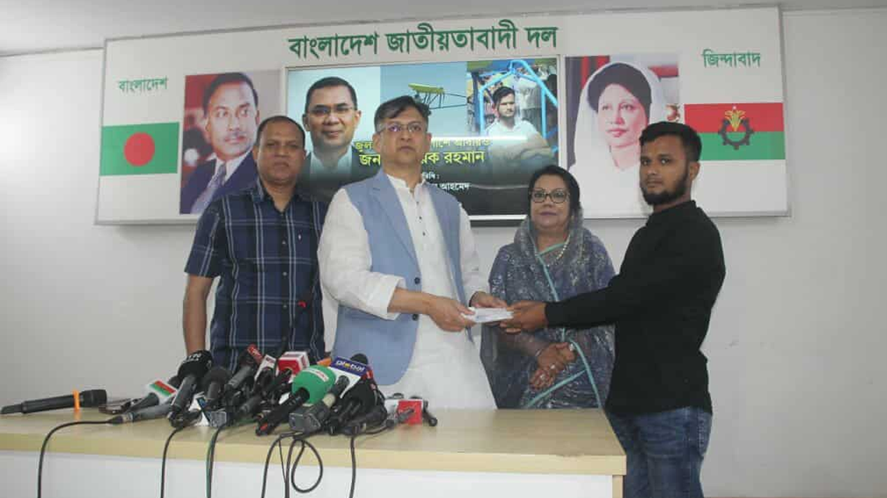 বিমান তৈরি করা জুলহাসকে দ্বিতীয় দফায় আর্থিক সহায়তা দিলেন তারেক রহমান