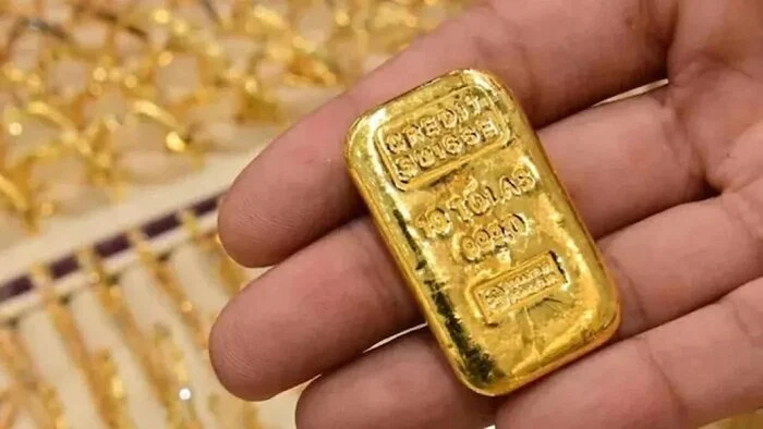 বিশ্ববাজারে স্বর্ণের দাম নতুন উচ্চতায়, ভাঙল সব রেকর্ড