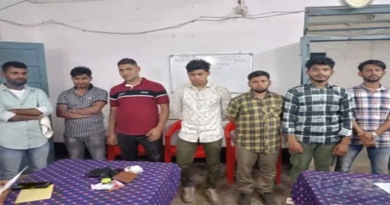 ভারতের বিলোনিয়ায় সাত বাংলাদেশি যুবক আটক
