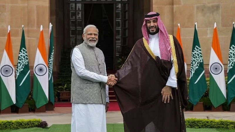 যুবরাজের আমন্ত্রণে সৌদি যাচ্ছেন মোদি